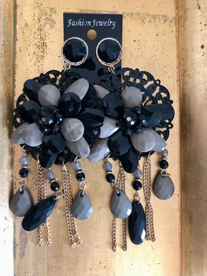 Vintage 80s earrings new, boho style, black and gray