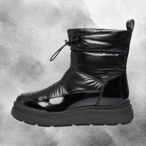 Mia&Jo Black Puffer Boots Brand New