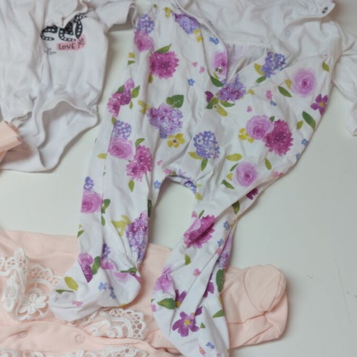 Baby clothes size 6 months like new