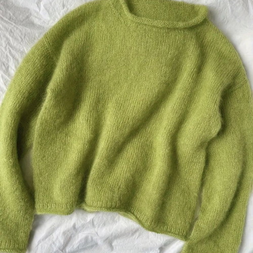 Green pullover new, unworn