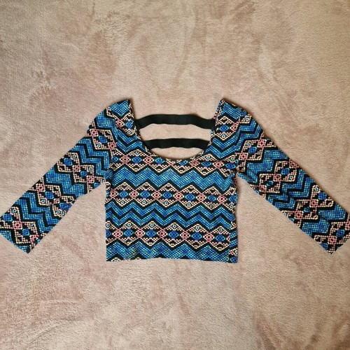 Crop top like new, colorful shirt, size S