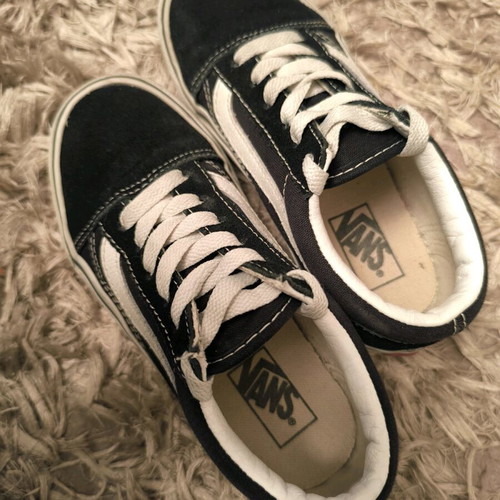 Vans kids shoes size 31 used, black