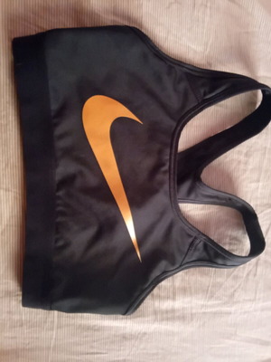 Μπουστάκι Nike μαύρο σαν καινούργιο, μέγεθος S