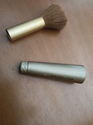 Max Factor blush brush used