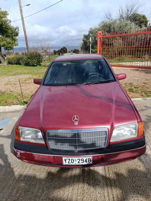 Mercedes C 180 1994 sedan used, manual, petrol