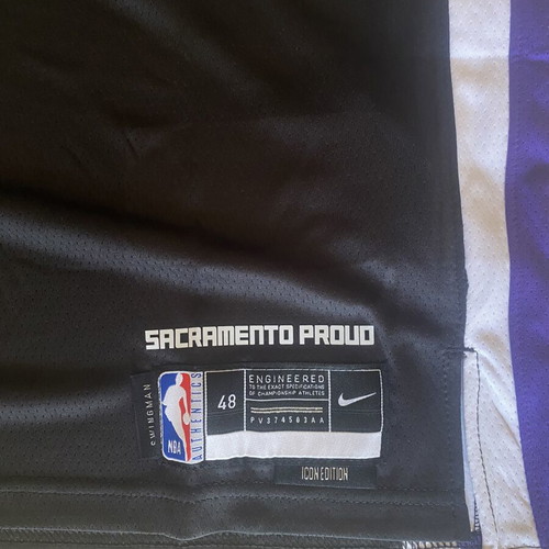 Sasha Vezenkov Sacramento Kings Jersey new, size large