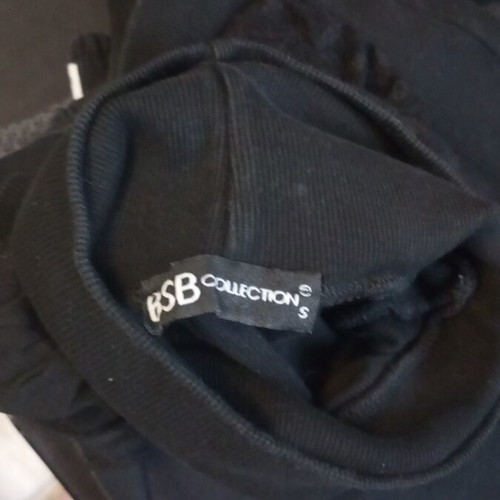 BSB sleeveless turtleneck top small used, black