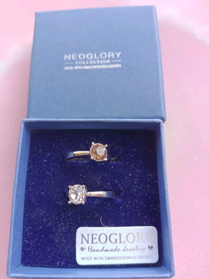 Neoglory rings with Swarovski elements new, silver alloy, set of 2