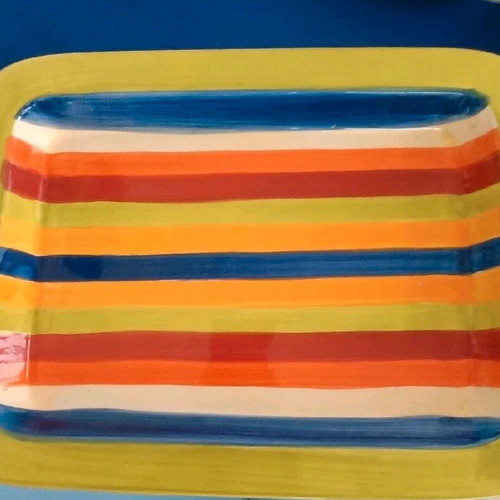 Ceramic tray like new for serving or kitchen decoration 25x35