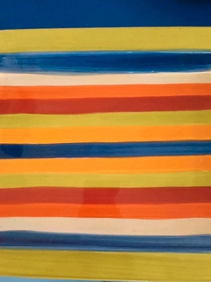 Ceramic tray like new for serving or kitchen decoration 25x35