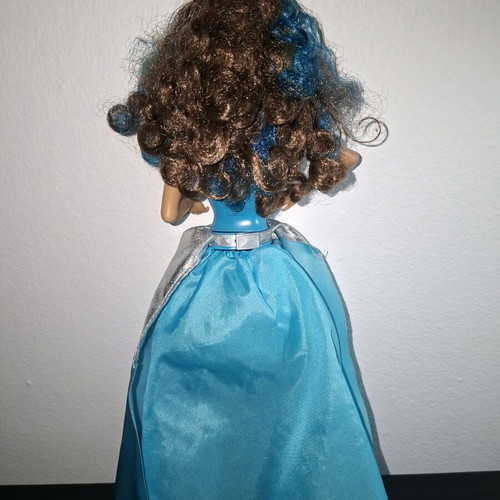 Barbie rock n royals used without shoes and accessories
