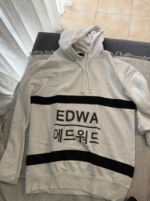 Men's sweatshirt used, size M, black and white
