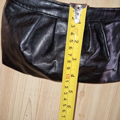 Vintage shoulder bag black leatherette like new