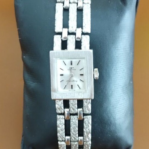 Technos Star Lady wristwatch used, silver vintage women's
