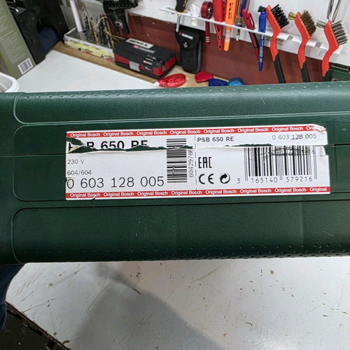 Bosch PSB 650 RE impact drill like new with case