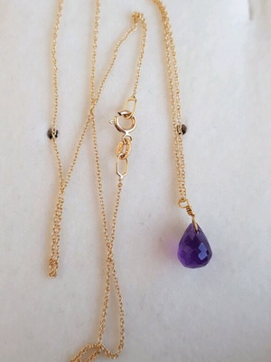 Gold Necklace K18 with Amethyst Lilalo like new, 42cm chain