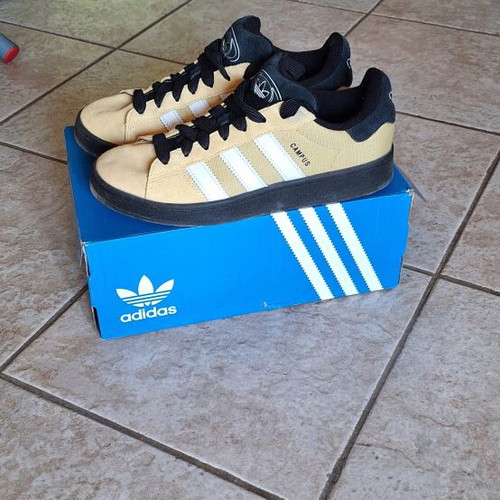 Adidas Campus 00s sneakers size 44 like new, yellow