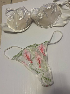 Lingerie set new, white and pink, slip M
