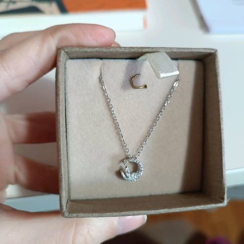 Silver s 925 pendant new with crystals and 42 cm chain
