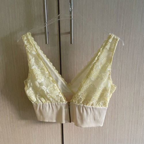 Lynne Crop Top like new, size M, beige and gold