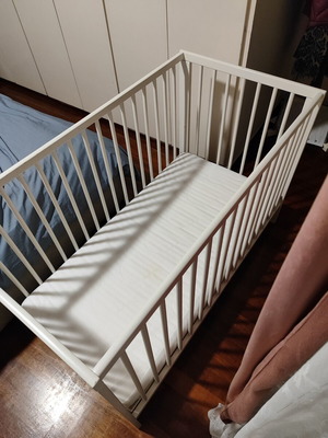 IKEA Gulliver Baby Cot like new with mattress and bedding set