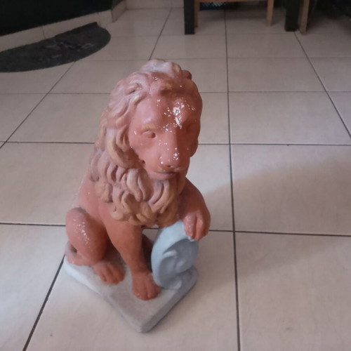 Lion statue made of white terracotta, handmade, 1998