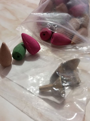 Aromatic cones with hole and 3 metal bases new
