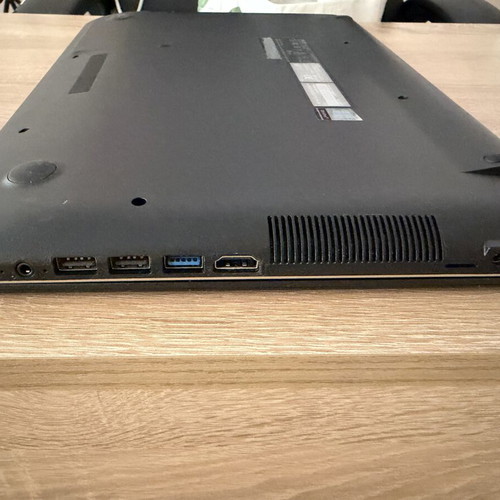 Asus VivoBook X540UA laptop like new, Intel Core i5, 15.6 inch, 256GB SSD