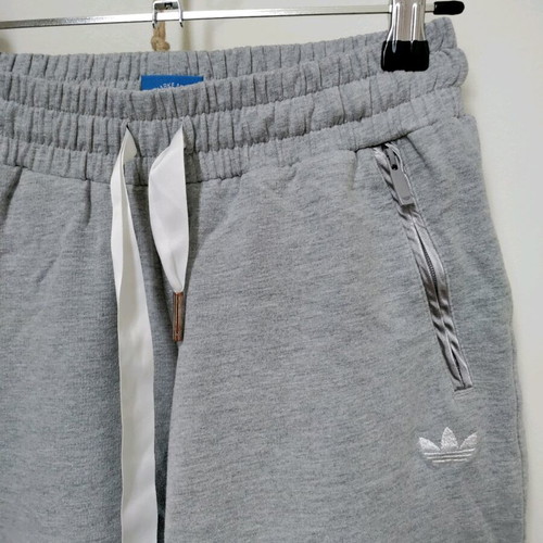 Adidas παντελόνι φόρμας καινούργιο, γκρι, μέγεθος XS
