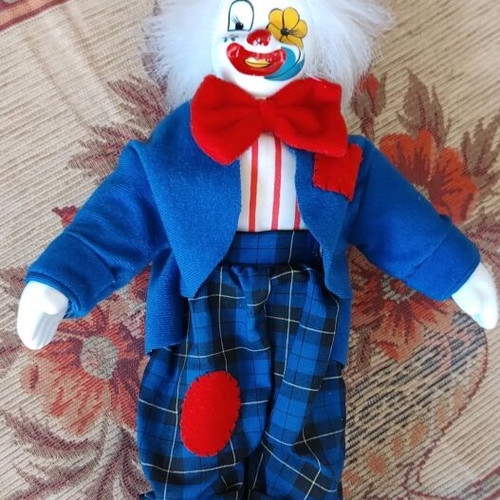 Musical clown doll like new