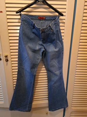 Explorer jeans like new, size S, blue