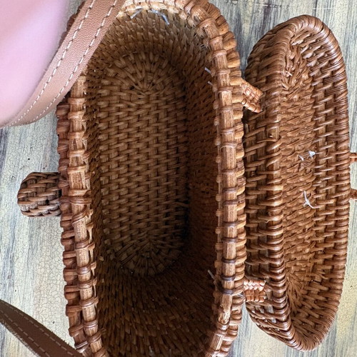 Small women's bag handmade from rattan, new, size 21/15