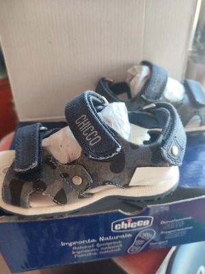 Chicco sandals for boys size 22, new with box