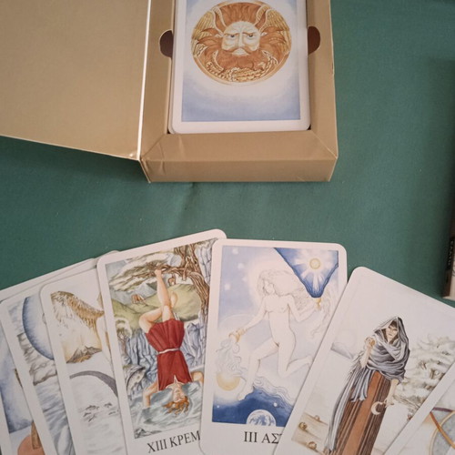 Merlin Tarot deck like new with guidebook and notebook