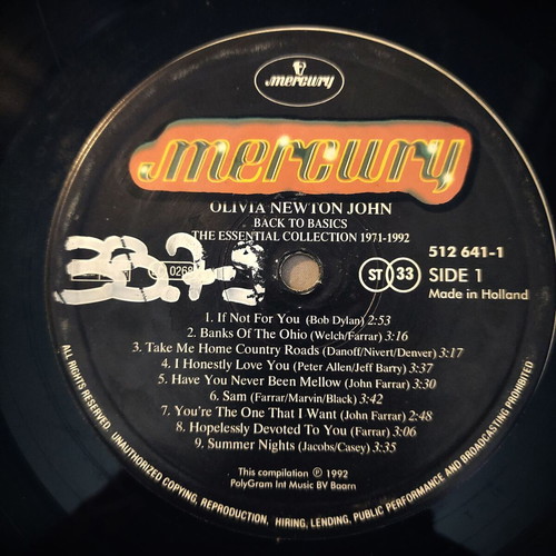 Olivia Newton-John Back To Basics The Essential Collection 1971–1992 12'' Vinyl LP used