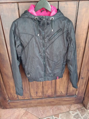 3Guys Windbreaker Jacket Size S Like New Black Pink
