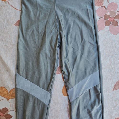 Shiny leggings used, gray, size Medium