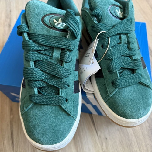 Adidas Originals Campus sneakers new, size 40, green