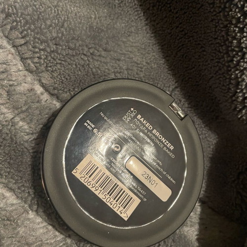 Dust + Cream Baked Bronzer 401 Sunstorm like new