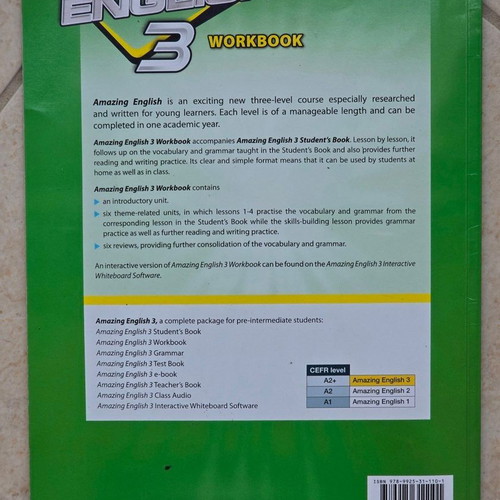 Hamilton House Amazing English 3 English book used with notes