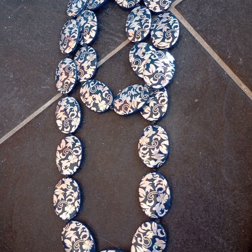 Vintage long statement necklace with blue floral beads like new