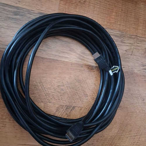HDMI cable 10 meters like new, high speed male to male