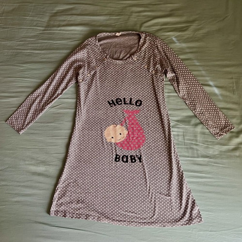 Nursing nightgown like new, size M, gray and pink