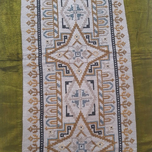 Cross-stitch table runner 121x58 cm from 1950 like new