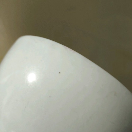 Kellogg's bowls like new, set of 2 for breakfast