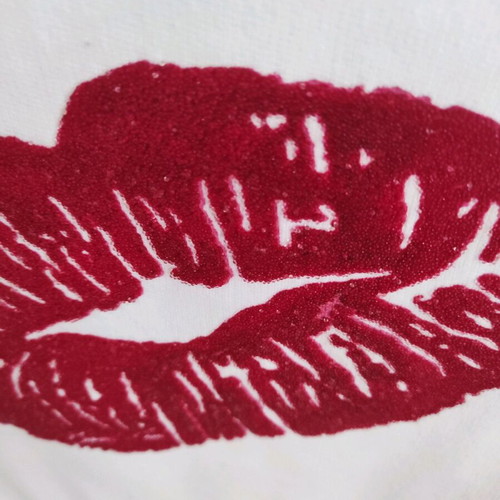 Edward Jeans blouse 3/4 sleeve like new, white with red lips