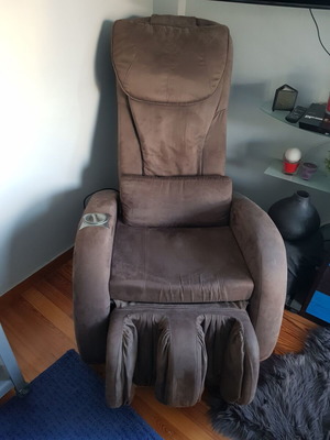 Cozy Massage Chair RT-Z10B like new