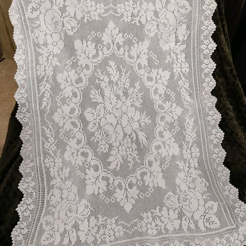 Knitted tablecloth new 1 meter × 83 centimeters