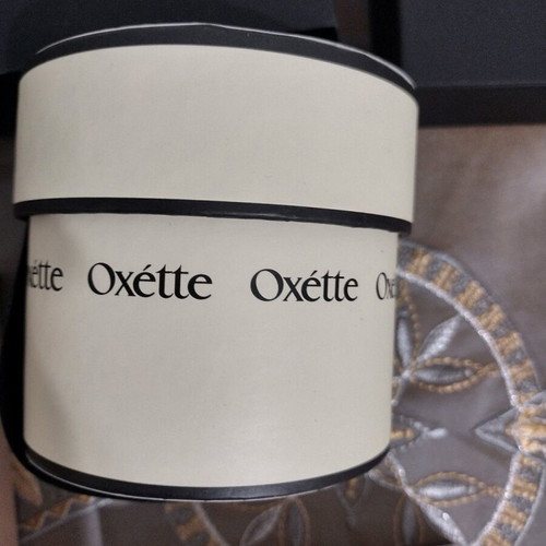 Oxette keepsake box like new, empty