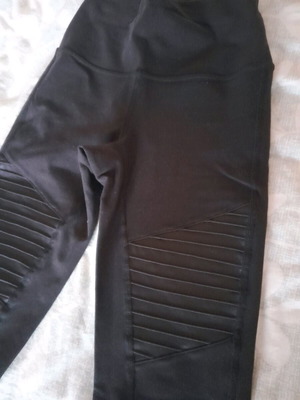Alo Yoga Motto Legging XS Black like new